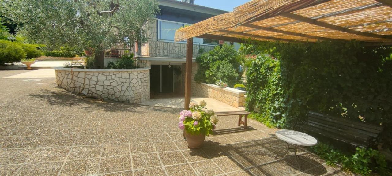 B & B La Mansarda Monopoli Εξωτερικό φωτογραφία